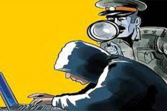 Cyber ​​criminals pretending to be policemen cheated Rs 103 crores