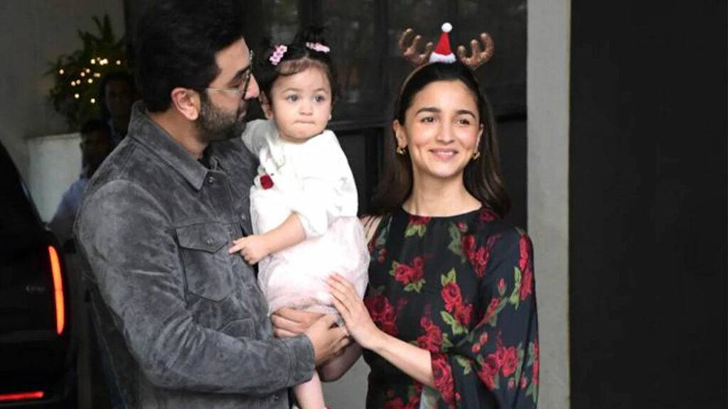 Ranbir Kapoor and Alia Bhatt With Daughter